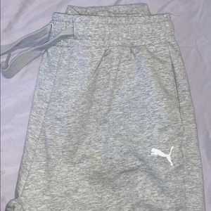 grey jogger sweats